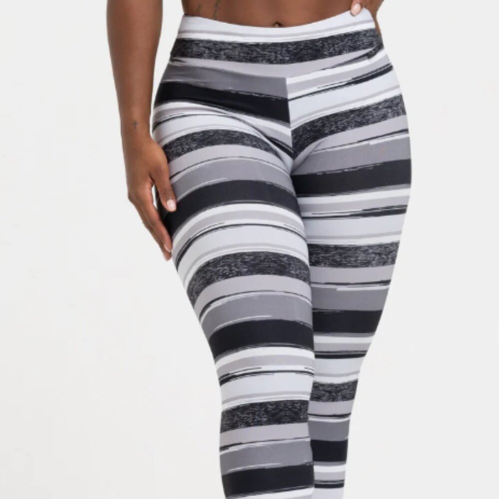 NWT LiCi Fit Slate High Waist Scrunch Legging